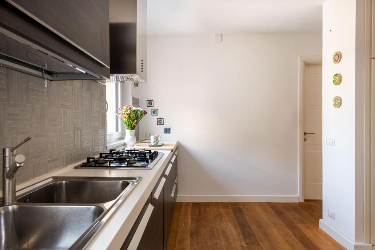 Vittorio Emanuele Apartment With Terrace By Wonderful Italy Палермо Екстериор снимка